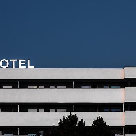 Hotel Slezan Bruntál Exteriör bild